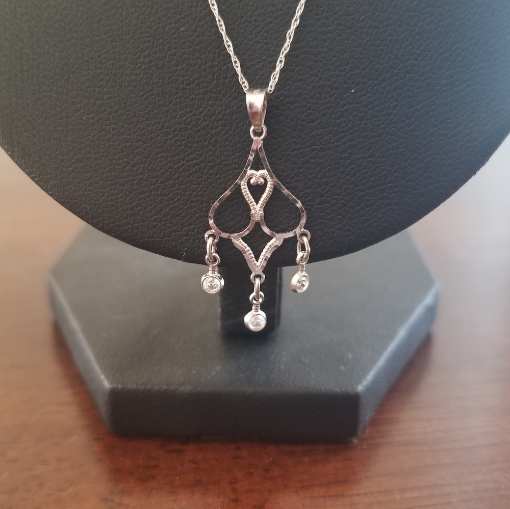 10K Gold Drop Lavalier Pendant Necklace